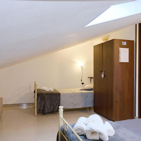 Casa Santa Rita / Locazione Turistica Sicilia / Santa Domenica Vittoria Hotel ภายนอก รูปภาพ